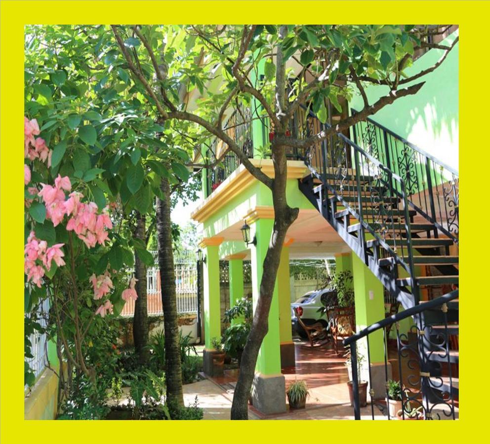 Hostal San Antonio León Buitenkant foto